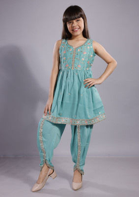 Curly Tales Girls Festive & Party Kurta and Dhoti Pant Set(Green Pack of 1)