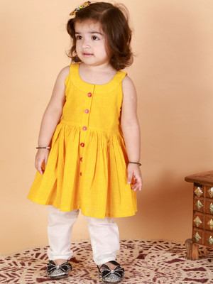 VASTRAMAY SISHU Baby Girls Casual Kurta and Pyjama Set(Yellow Pack of 1)