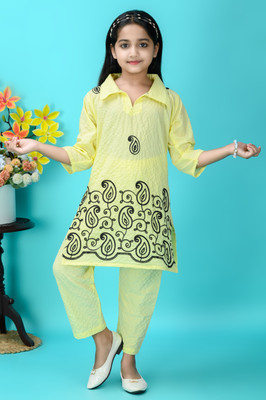 GLAMOUR WORLD GARMENTS Girls Festive & Party, Casual, Wedding, Formal Kurta and Palazzo Set(Multicolor Pack of 1)