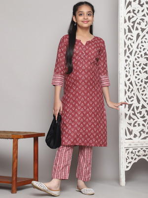 Various Vault Girls Casual Kurta and Pyjama Set(Maroon Pack of 1)