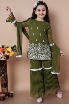 BAAQI Girls Festive & Party Kurta, Pyjama & Dupatta Set(Light Green Pack of 1)