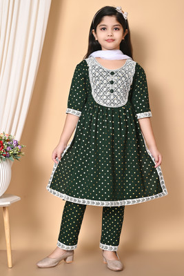 qadri fashion Girls Festive & Party Kurta and Dupatta Set(Green Pack of 1)
