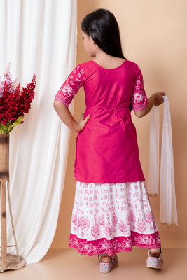 HouseOfCommon Girls Festive & Party Kurta and Skirt Set(Pink Pack of 1)