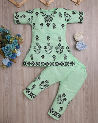 GalaxyXZ Girls Festive & Party Kurta and Pyjama Set(Light Green Pack of 1)