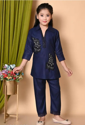 AR KEFA Girls Festive & Party Kurta and Pyjama Set(Green Pack of 1)