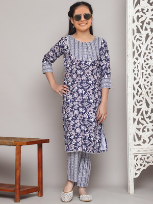 Vetrokart Girls Casual Dupatta and Pyjama Set(Blue Pack of 1)