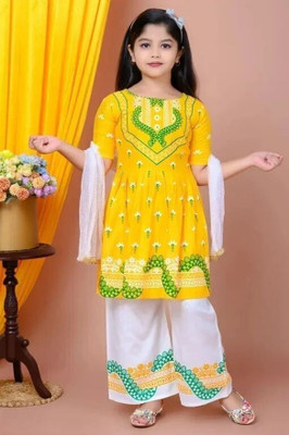 S K Dresses Girls Festive & Party Kurta and Palazzo Set(Yellow Pack of 1)