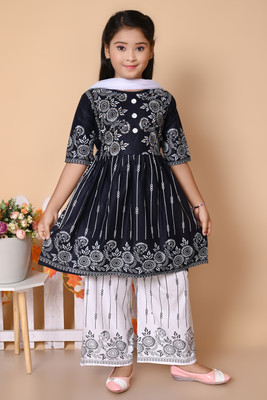 Nice Nisa Fashion Dresses Girls Block Print Anarkali Kurta(Black)