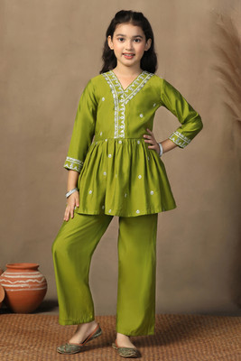 Tasrika Girls Festive & Party Kurta and Palazzo Set(Green Pack of 1)