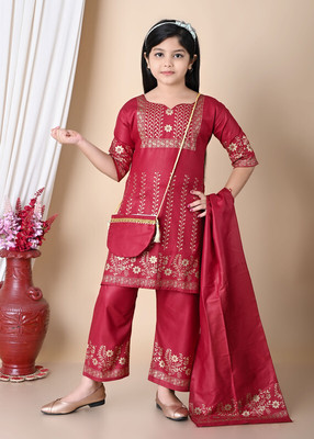 SAANVIKA TEXTILE Girls Festive & Party Kurta, Pyjama & Dupatta Set(Maroon Pack of 1)