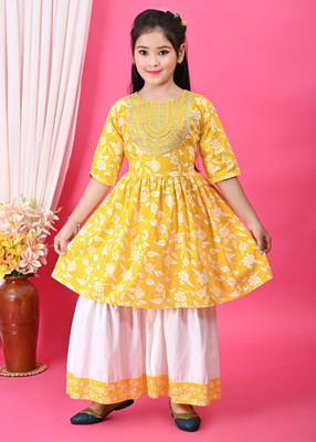 DRESSESDREAM Girls Casual Kurta and Pyjama Set(Yellow Pack of 1)