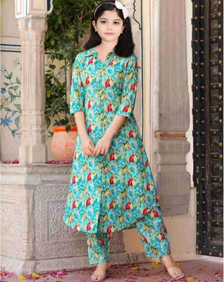 Bholukart Girls Wedding, Festive & Party Kurta and Pyjama Set(Green Pack of 1)