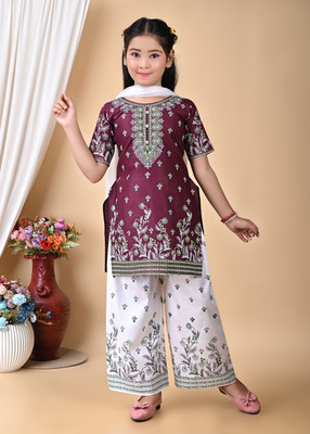 FIRST DREAM Girls Casual Kurta, Pyjama & Dupatta Set(Maroon Pack of 1)
