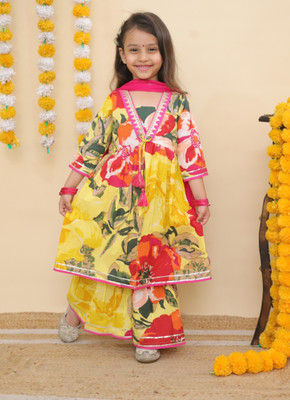 The Weavers Shop by Raavi Girls Festive & Party, Formal, Wedding Kurta and Sharara Set(Multicolor Pack of 1)