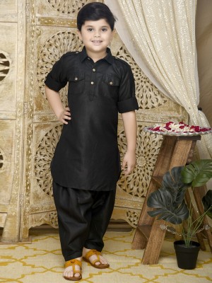 Saka Designs Boys Festive & Party Kurta and Pyjama Set(Black Pack of 1)