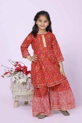 Kids Villa Girls Festive & Party Kurta and Patiala Set(Red Pack of 1)