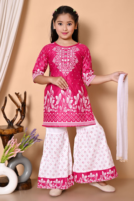 DRESSESDREAM Girls Casual Kurta, Pyjama & Dupatta Set(Pink Pack of 1)