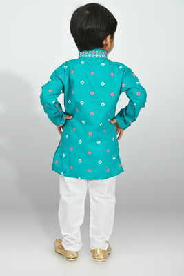 COSMOS ART ENTERPRISE Boys Casual Kurta and Pyjama Set(Green Pack of 1)