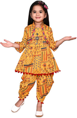 THE SKYLARK ENTERPRISE Girls Festive & Party Kurta and Dhoti Pant Set(Multicolor Pack of 2)