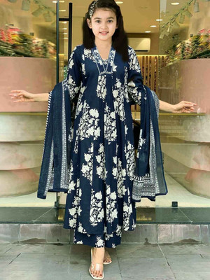 Various Vault Girls Casual Kurta and Dupatta Set(Blue Pack of 1)