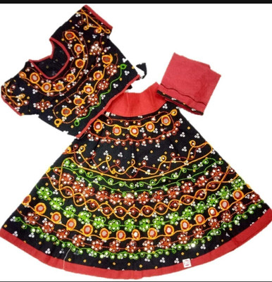 Little Dreams Girls Lehenga Choli Ethnic Wear Embroidered Lehenga, Choli and Dupatta Set(Black, Pack of 1)