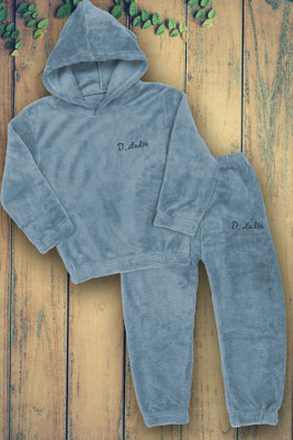 Uttam Kids Nightwear Boys & Girls Printed Fleece Blend(Blue Pack of 1)
