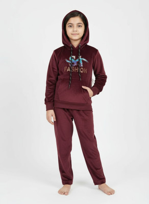 utsav Kids Nightwear Boys & Girls Graphic Print Faux Velvet(Maroon Pack of 1)