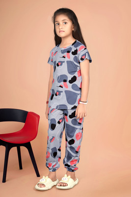 Amreliya Enterprise Kids Nightwear Girls Printed Cotton(Grey Pack of 1)
