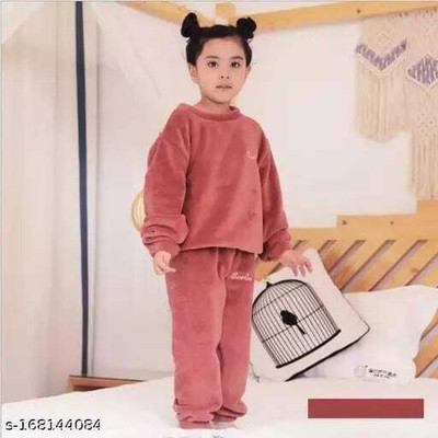 Kavita Fashion Kids Nightwear Boys & Girls Solid Fleece Blend(Red Pack of 1)