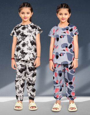 anikaenterprise Kids Nightwear Baby Girls Tie - Dye, Printed Cotton Blend(Multicolor Pack of 2)