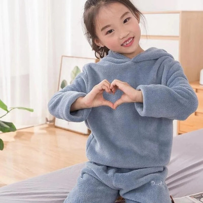 Uttam Kids Nightwear Girls Printed Fleece Blend(Blue Pack of 1)