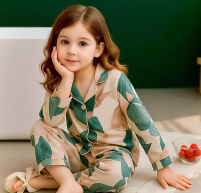 BM7STAR Kids Nightwear Girls Printed Cotton Blend(Green Pack of 1)
