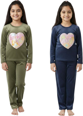 Vestido Kids Nightwear Baby Boys & Baby Girls Solid Faux Velvet(Multicolor Pack of 2)