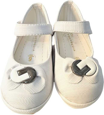 footpedia Girls Velcro Flats(White , 2.5-3 years)