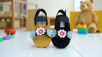 SHOESTICHE Angry Birds Girls Velcro Strappy Sandals(Black , 12-15 month kids)