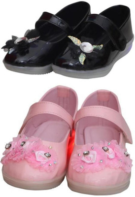 New Collection Girls Velcro Flats(Green , 3-3.5Years)