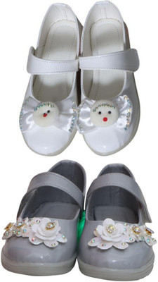 New Collection Girls Velcro Flats(White , 9 - 12 Months)