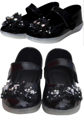 New Collection Girls Velcro Flats(Green , 5.5-6 Years)