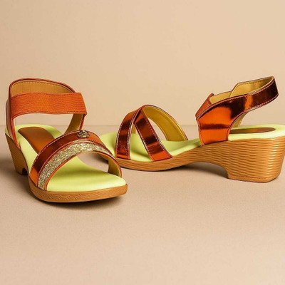 Madam Choice Girls Buckle Heels(Multicolor , 8-9 Year)