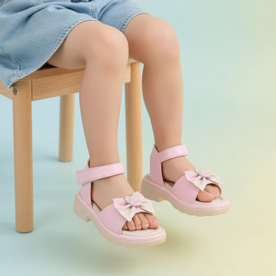 RIM FOOTWEAR Hello Kitty Girls Velcro Wedges(Pink , 6.5 - 7 years)