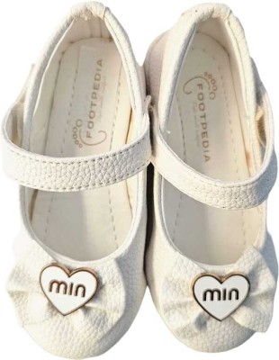 footpedia Girls Velcro Flats(White , 9 - 10 Years)