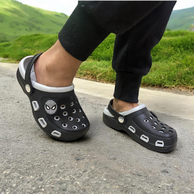 ASRON Boys & Girls Slip-on Clogs(Black , 2-2.5Y)