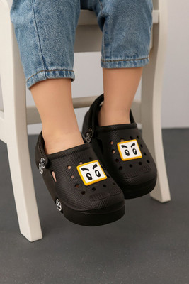 ONFEET Boys & Girls Sling Back Clogs(Black , 5.5-6 Years)