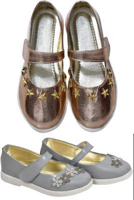 New Collection Girls Velcro Flats(Gold , 3.5-4Years)