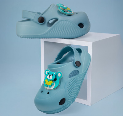 FASMANIA Boys & Girls Strap Clogs(Blue , 5.5-6 YEARS)