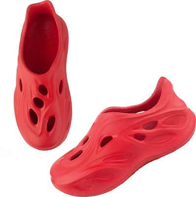 RED TAPE Girls Slip-on Clogs(Red ,)