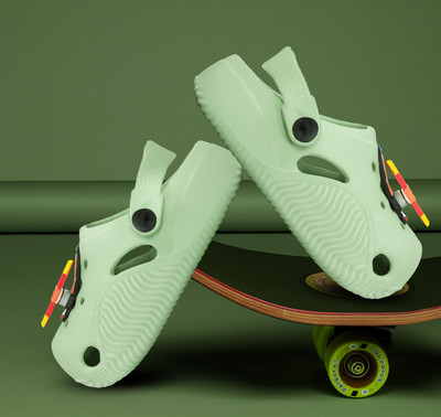 FASMANIA Boys & Girls Slip-on Clogs(Green , 2-3 YEARS)