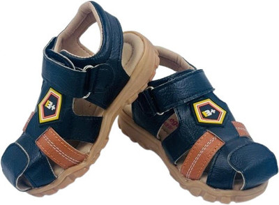 Little Legs Boys Velcro Flats(Black , 13 - 14 Years)