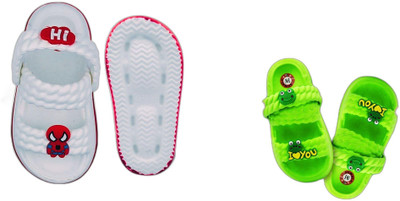 plushwalk Boys & Girls Slip-on Clogs(Green , 3.5 to 4.0 Years)