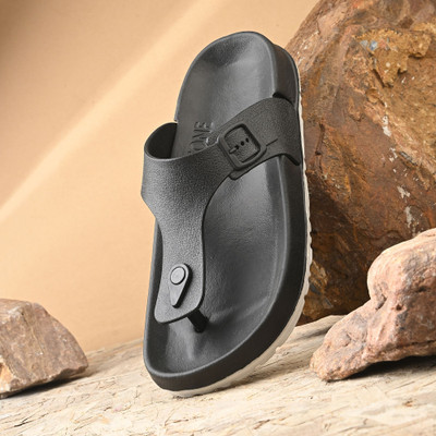 K' Footlance Boys Slip-on Clogs(Black , 14 - 15 Years)